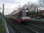 dusseldorf-krefeld/117785/eine-doppeltraktion-aus-stadtbahnwagen-b-der Eine Doppeltraktion aus Stadtbahnwagen B der Rheinbahn ist am 08.03.2004 am Freiligrathplatz in Dsseldorf unterwegs.